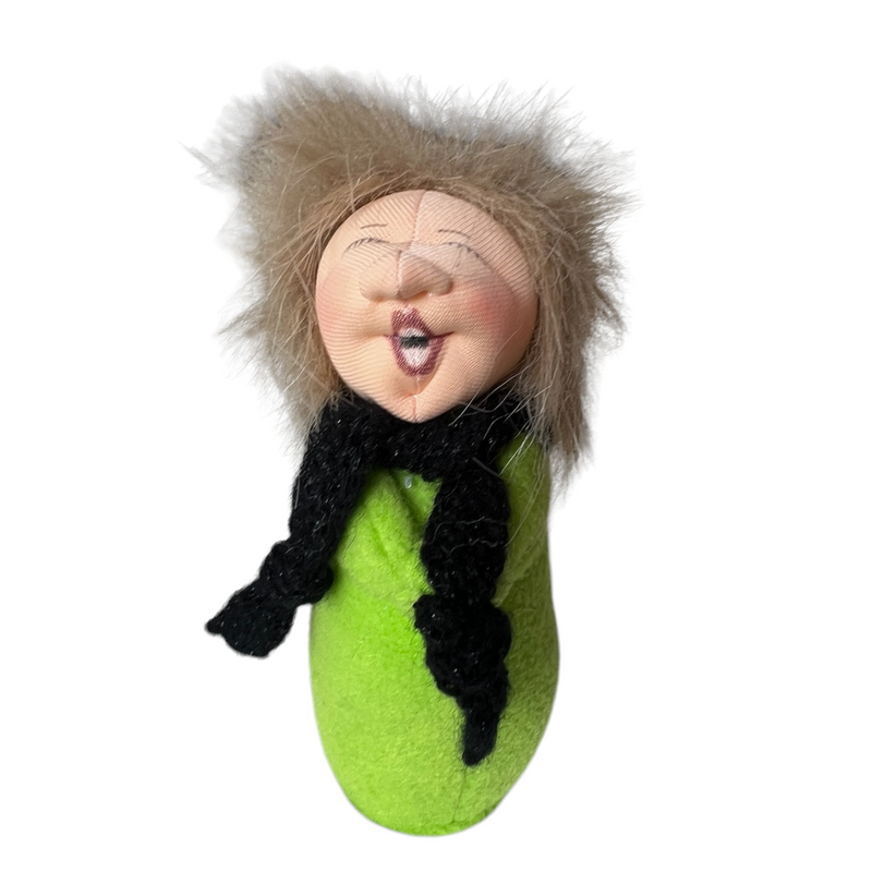 Choir Singers, Small Doll