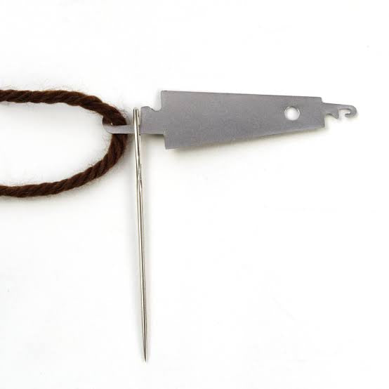 Needle Threader — Flat Metal