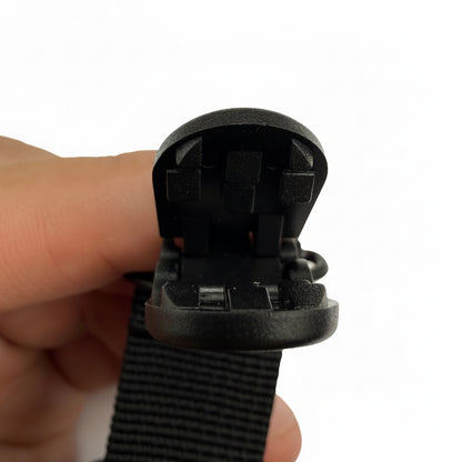 Clip and Pull Dressing Aid